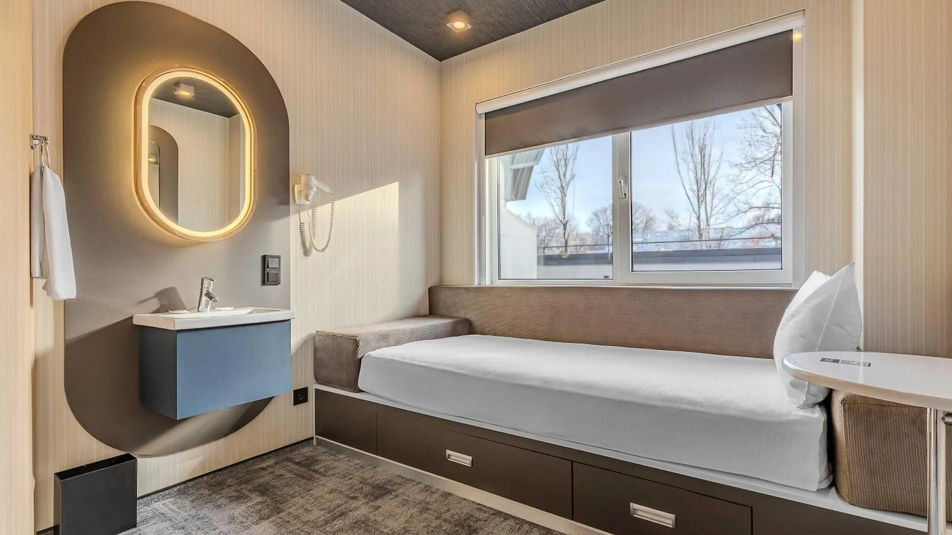 Iq Hotel Kijów