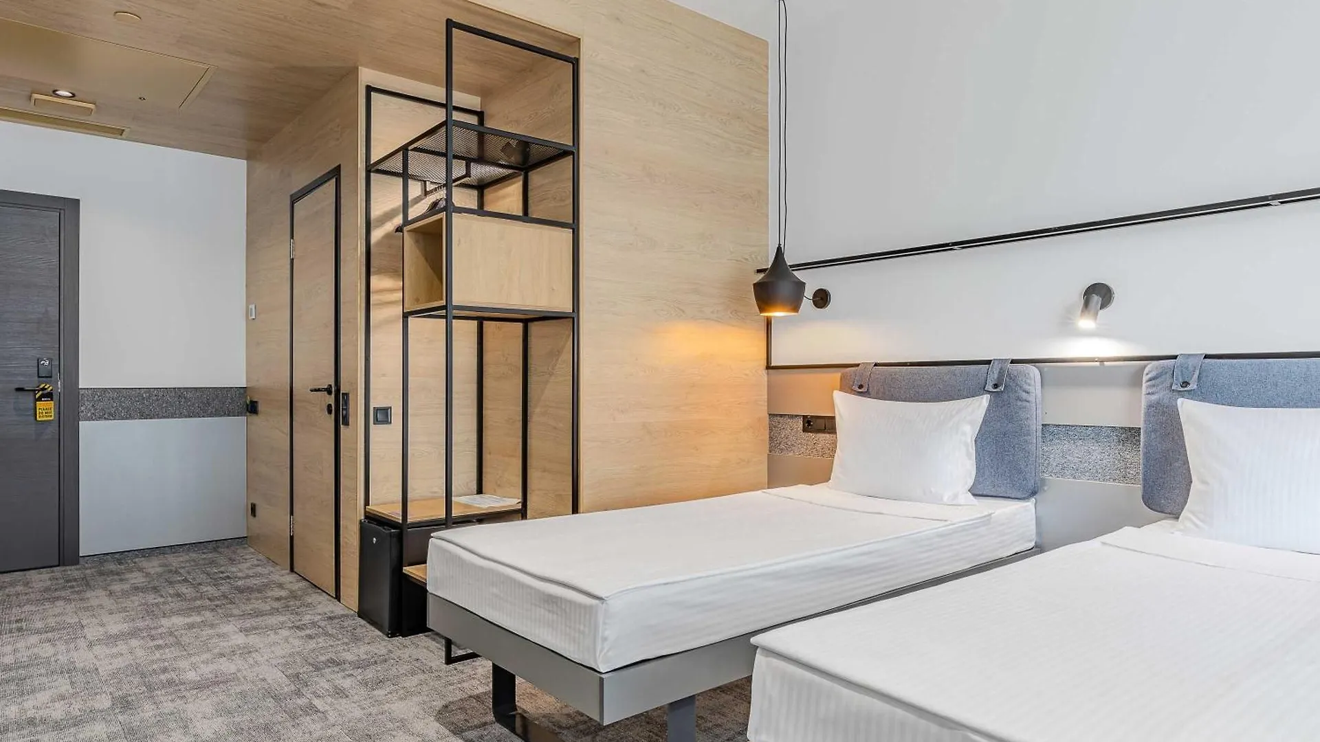 ***  Iq Hotel Kijów Ukraina