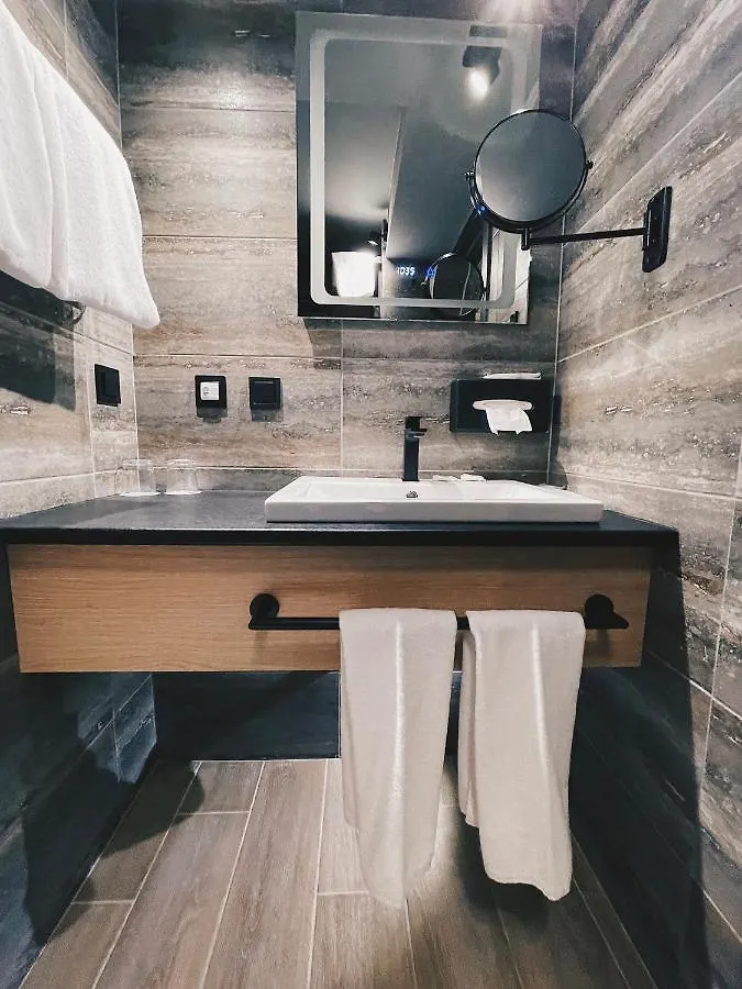 Iq Hotel Kyiv Ukraine