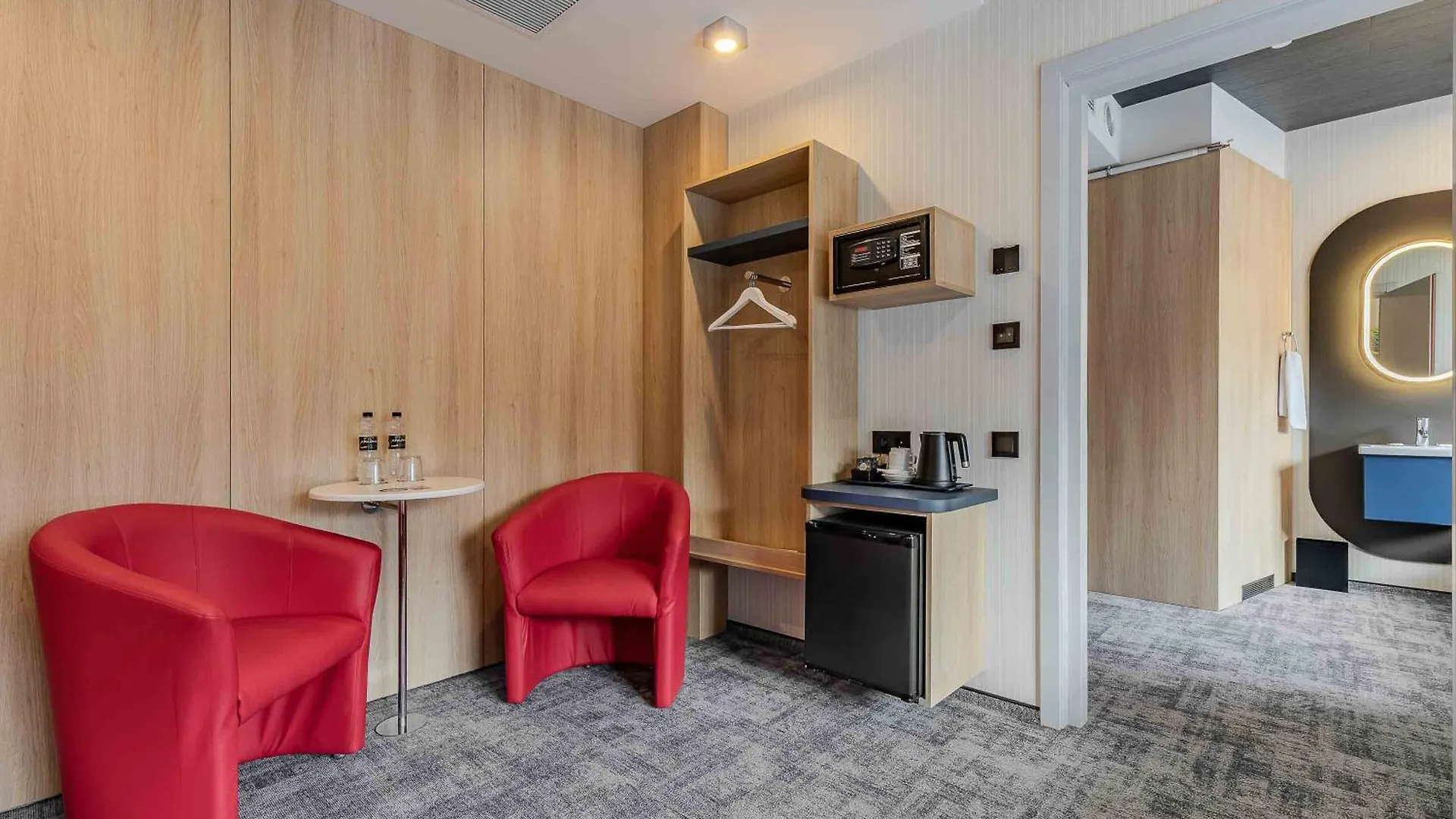 Iq Hotel Kyiv Ukraine