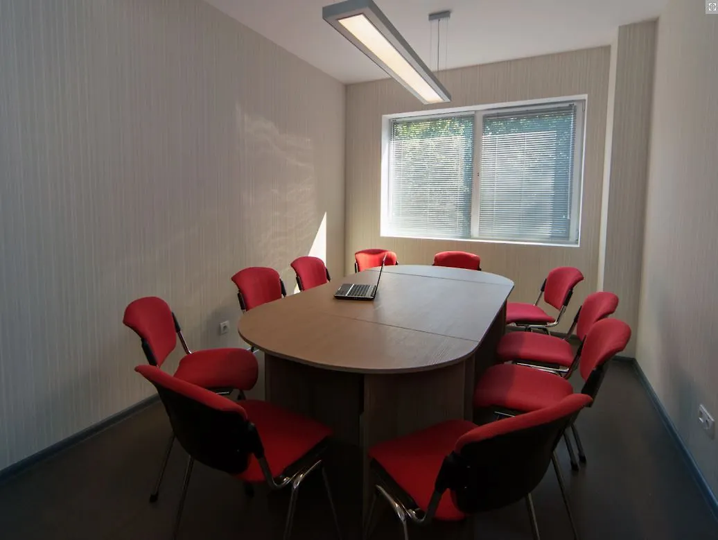 Iq Hotel Kyiv 3*,
